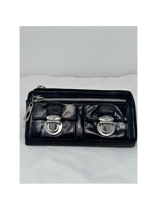 Nino BOSSI Handbags - Nino BOSSI Black Leather Zip Around Wallet Floral Lined